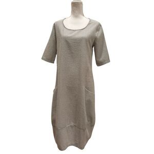 NWOT Matti Mamane Short Sleeve Dress. Searsucker. Round Neck. Small